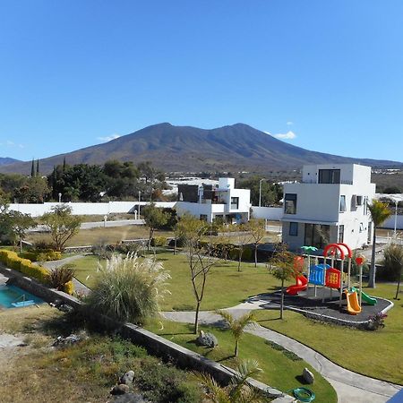 Hermosa Casa En Orilla Del Lago -Zona De Villedos- San Cristobal Zapotitlan Luaran gambar