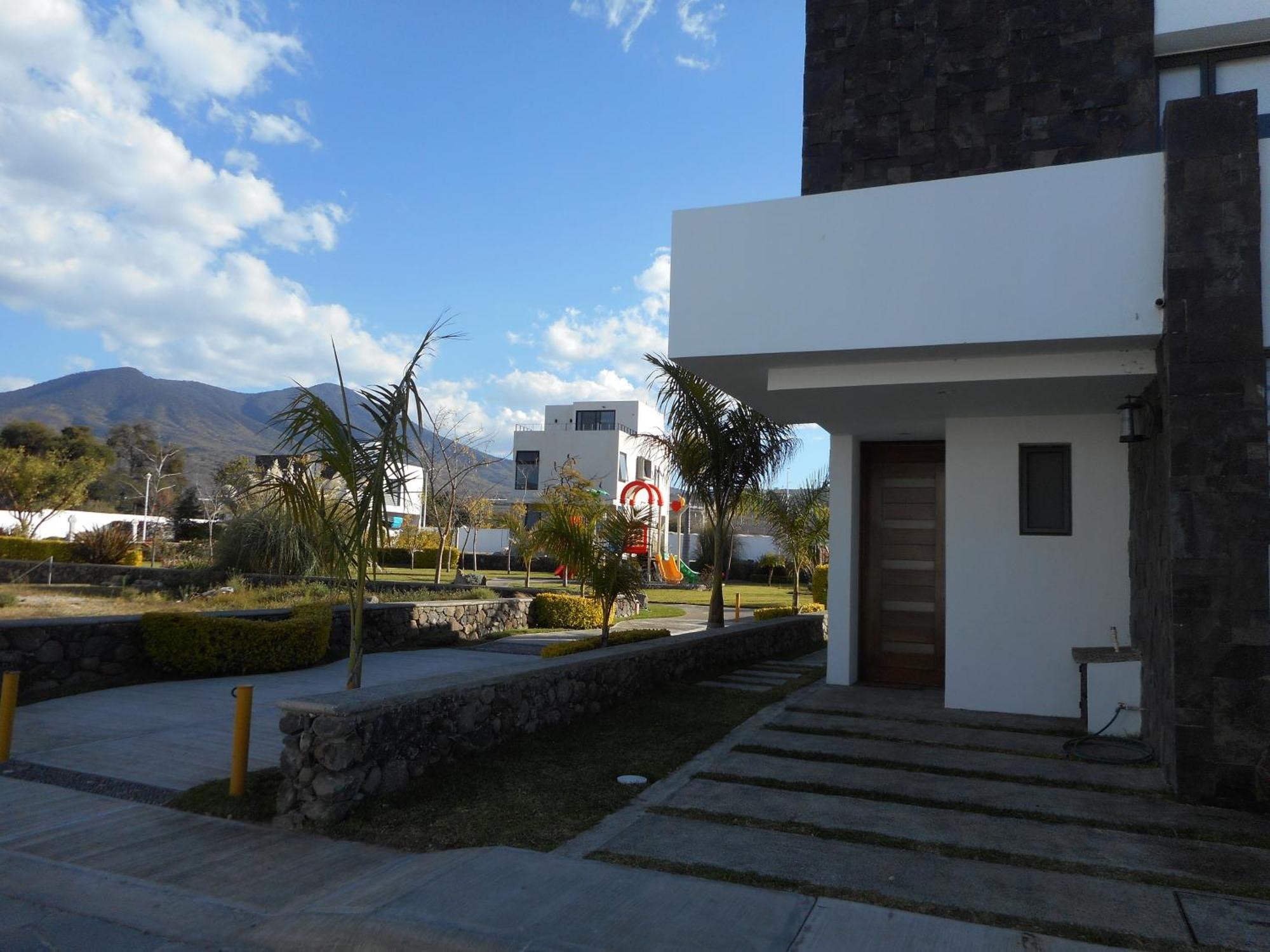 Hermosa Casa En Orilla Del Lago -Zona De Villedos- San Cristobal Zapotitlan Luaran gambar